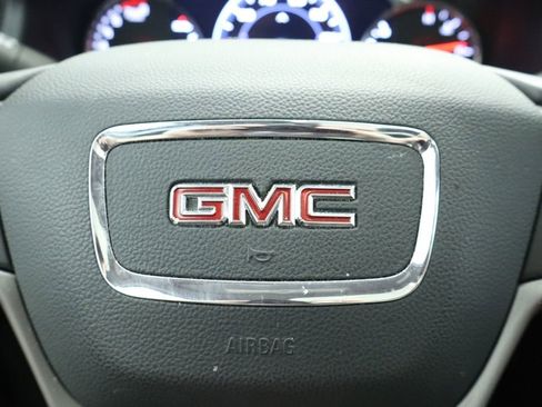 Used 2022 GMC Acadia AT4 w/ Technology Package AWD/4WD image 37