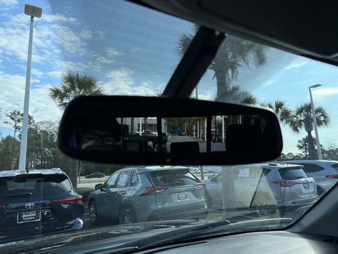 Used 2017 Toyota Tundra SR5 w/ TRD Off Road Package image 27