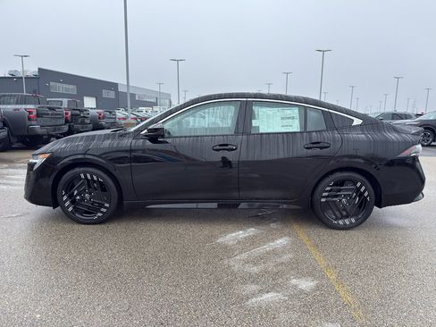 New 2026 Nissan Sentra SR image 6