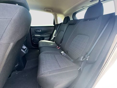 Used 2023 Honda HR-V LX image 24