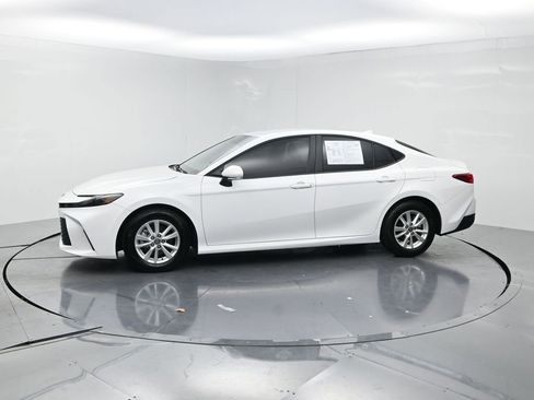 Used 2025 Toyota Camry LE w/ Convenience Package FWD image 3