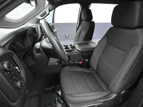 Used 2023 Chevrolet Silverado 1500 Custom image 24