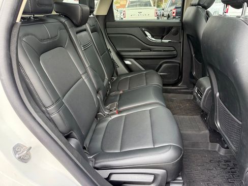 New 2025 Lincoln Corsair Reserve w/ Towing Package image 39