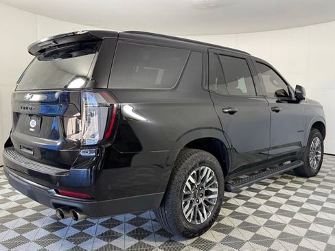 Used 2025 Chevrolet Tahoe Z71 w/ Comfort Package image 7