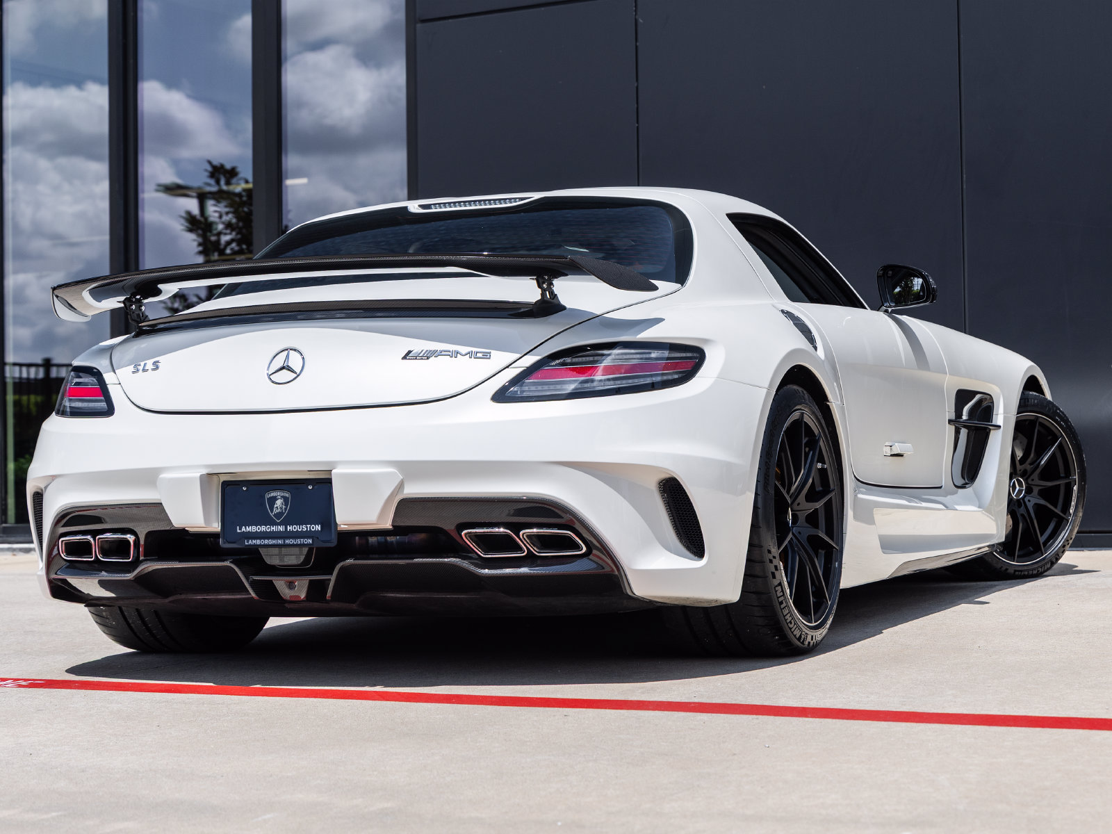 Used 2014 Mercedes-Benz SLS AMG Black Series image 9