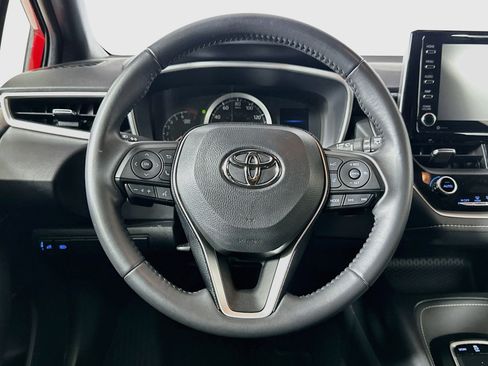 Used 2021 Toyota Corolla SE w/ Special Edition FWD image 18