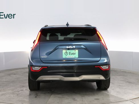 Used 2023 Kia Niro Wave image 13