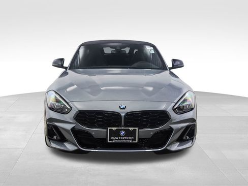 Certified 2025 BMW Z4 M40i w/ Edition image 8