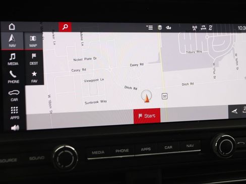 Used 2021 Porsche Macan image 11