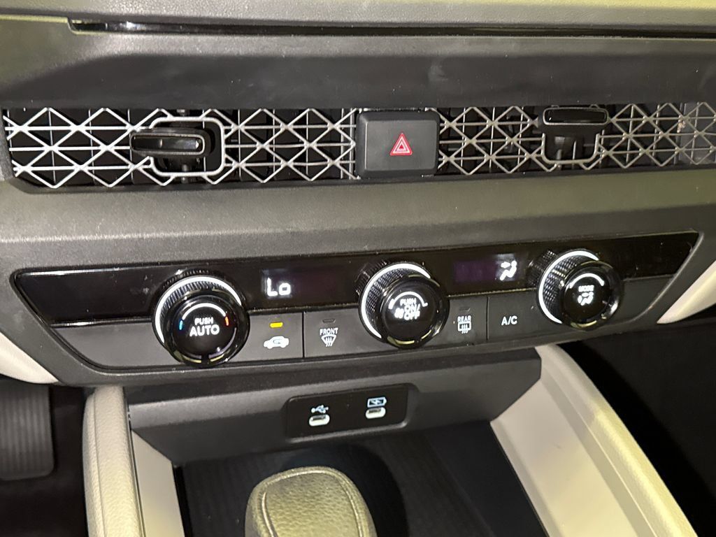 Certified 2023 Honda Accord LX image 23