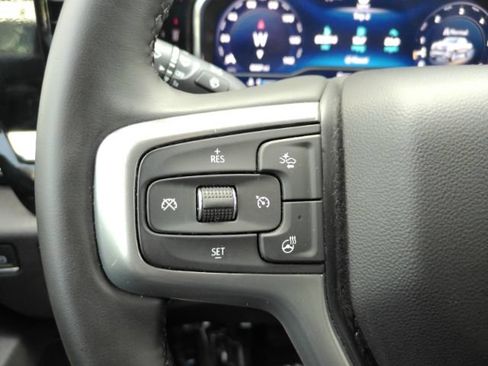 Used 2025 Chevrolet Silverado 1500 LT w/ Convenience Package II RWD image 33