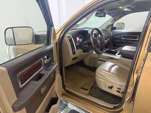 Used 2012 RAM 3500 Laramie w/ Cold Weather Group AWD/4WD image 9