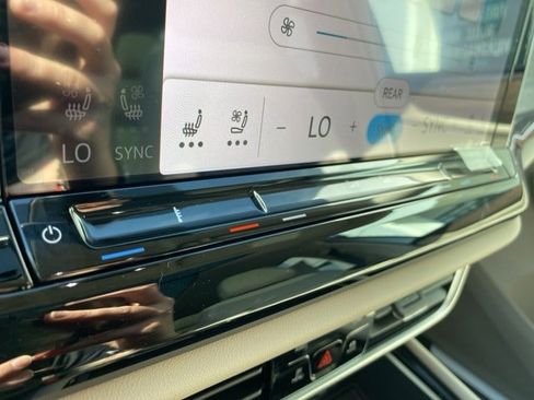 New 2026 Volkswagen Atlas SEL Premium R-Line image 41