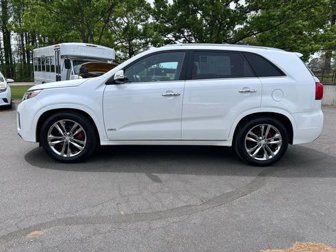 Used 2015 Kia Sorento SX image 9