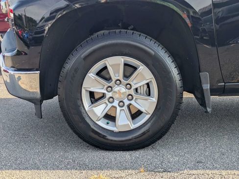 Used 2025 Chevrolet Silverado 1500 LT RWD image 10