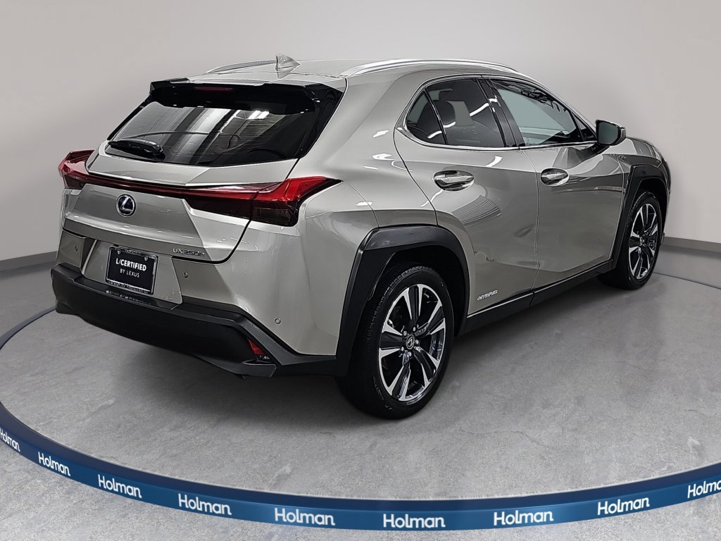Used 2022 Lexus UX 250h w/ Accessory Package (Z2) AWD/4WD image 5