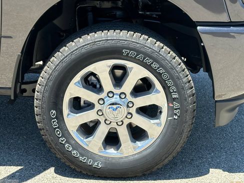 New 2026 RAM 2500 Laramie w/ Sport Appearance Package AWD/4WD image 14