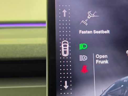 Used 2025 Tesla Model 3 Long Range RWD image 33