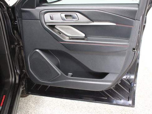 Used 2025 Ford Explorer ST w/ Sun And Sound Package AWD/4WD image 41