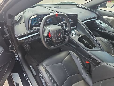 Used 2025 Chevrolet Corvette Stingray Preferred Cpe w/ Z51 Performance Package RWD image 10