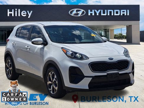 Used 2020 Kia Sportage LX w/ LX Popular Package FWD image 2