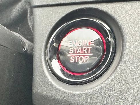 Used 2025 Honda Accord SE image 11