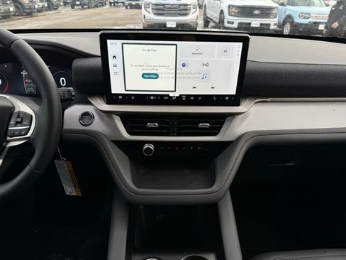 New 2026 Ford Explorer Active w/ Active Comfort Package image 2