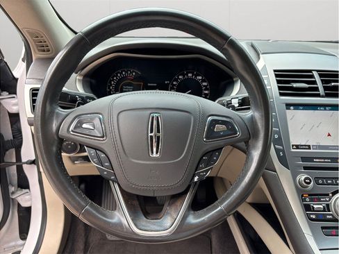Used 2018 Lincoln MKZ Select w/ Select Plus Package FWD image 23