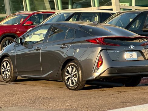 Used 2017 Toyota Prius Prime Plus image 6