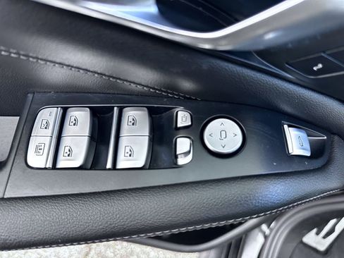 Used 2021 BMW X7 xDrive40i w/ M Sport Package image 30