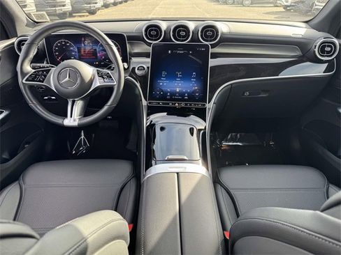 Certified 2023 Mercedes-Benz GLC 300 4MATIC image 5
