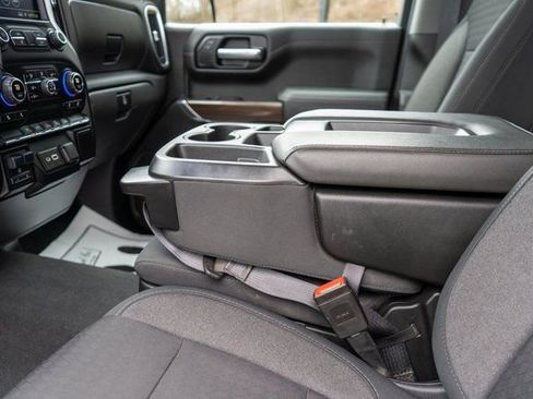 Used 2020 Chevrolet Silverado 1500 LT w/ All-Star Edition image 21