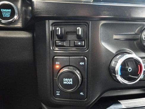 Used 2023 Ford F250 Lariat w/ Sport Appearance Package image 10