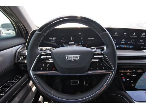 New 2027 Cadillac Vistiq Luxury AWD/4WD image 14