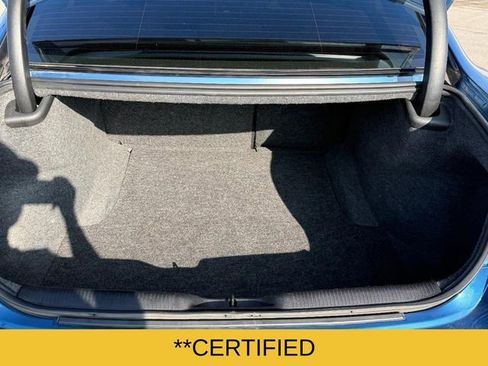 Used 2022 Dodge Charger SXT w/ Blacktop Package image 4
