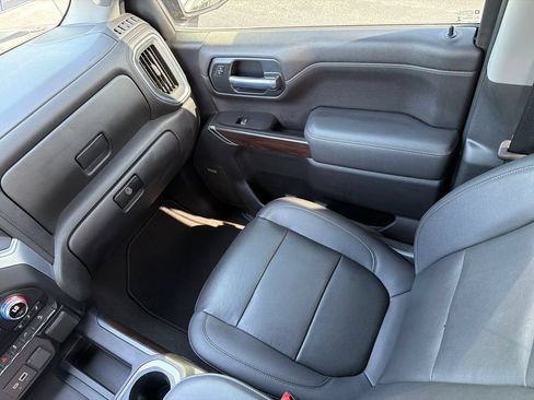 Used 2021 GMC Sierra 1500 SLT AWD/4WD image 21