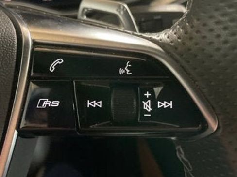 Used 2022 Audi RS 6 AWD/4WD image 19