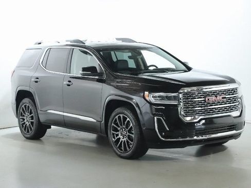 Used 2023 GMC Acadia Denali w/ Black Diamond Edition AWD/4WD image 11
