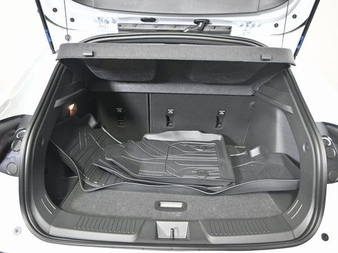 New 2026 Chevrolet Trax RS w/ Driver Confidence Package FWD image 16