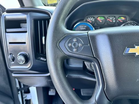 Used 2014 Chevrolet Silverado 1500 W/T w/ Trailering Package image 4