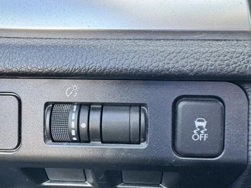 Used 2016 Subaru Impreza 2.0i Sport Premium image 17