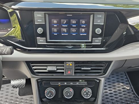 Used 2023 Volkswagen Taos S w/ Driver Assistance Package FWD image 17