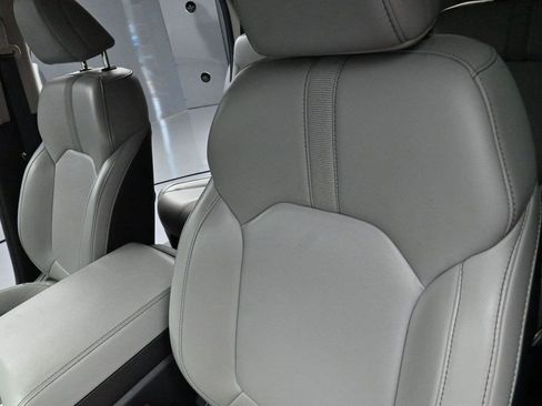Used 2024 Honda Pilot EX-L image 17