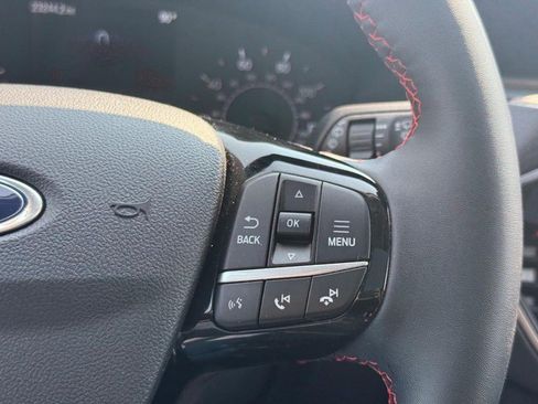 Certified 2022 Ford Escape SEL w/ SEL Stealth AWD Package image 21