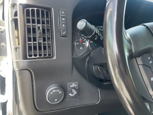 Used 2021 Chevrolet Express 2500 Extended w/ Driver Convenience Package RWD image 17