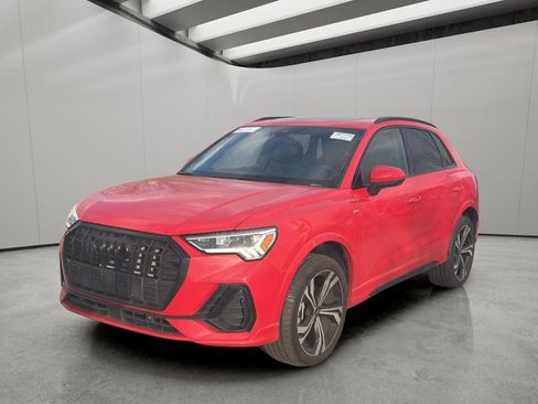 Used 2023 Audi Q3 2.0T Premium Plus w/ Premium Plus Package image 12