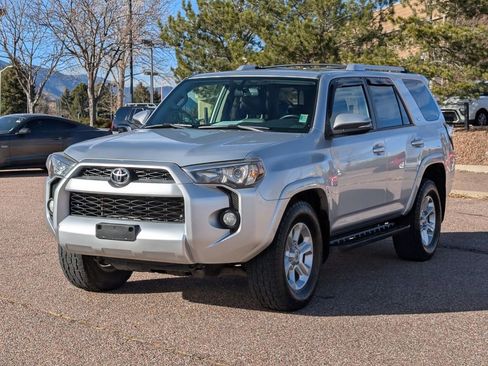 Used 2018 Toyota 4Runner SR5 image 3