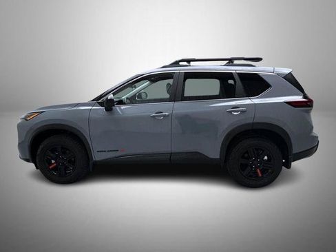 Certified 2025 Nissan Rogue SV AWD/4WD image 8