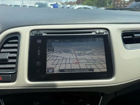 Used 2016 Honda HR-V EX-L image 11