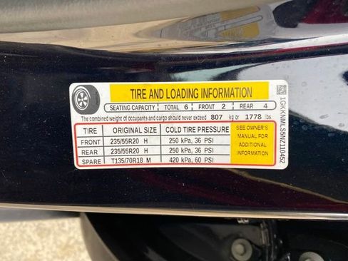 Used 2022 GMC Acadia SLT w/ Elevation Edition image 27